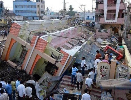 Building collapses in Guntur